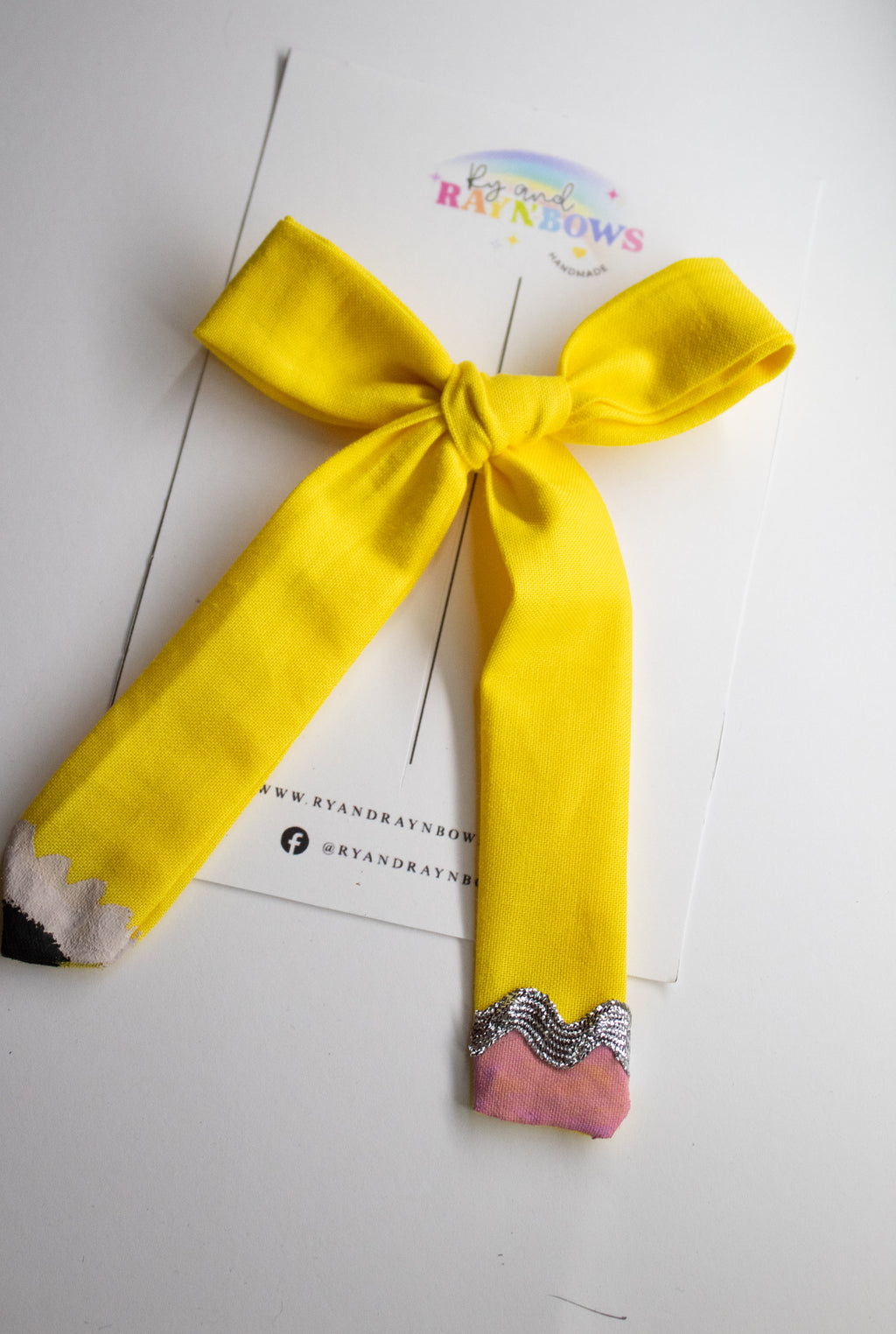 Long Tail Pencil Bow