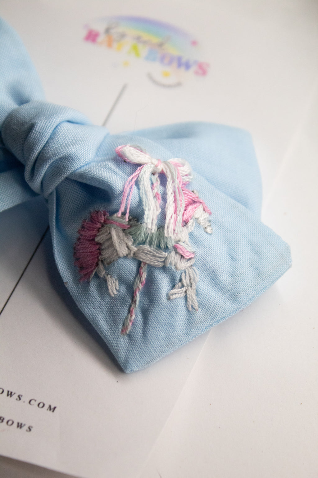 Carousel Embroidered 4” Bow
