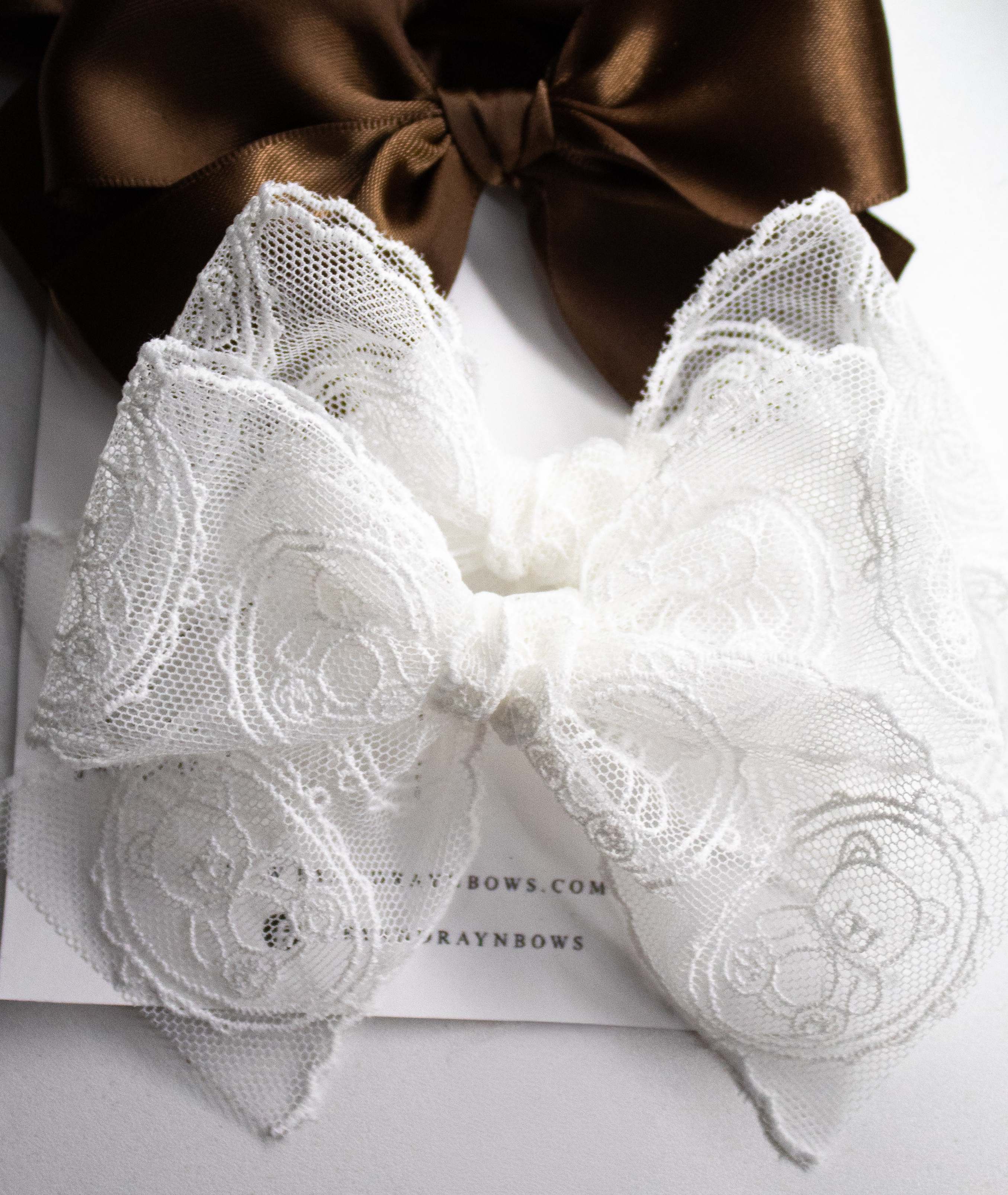 Teddy Bear Lace Bow