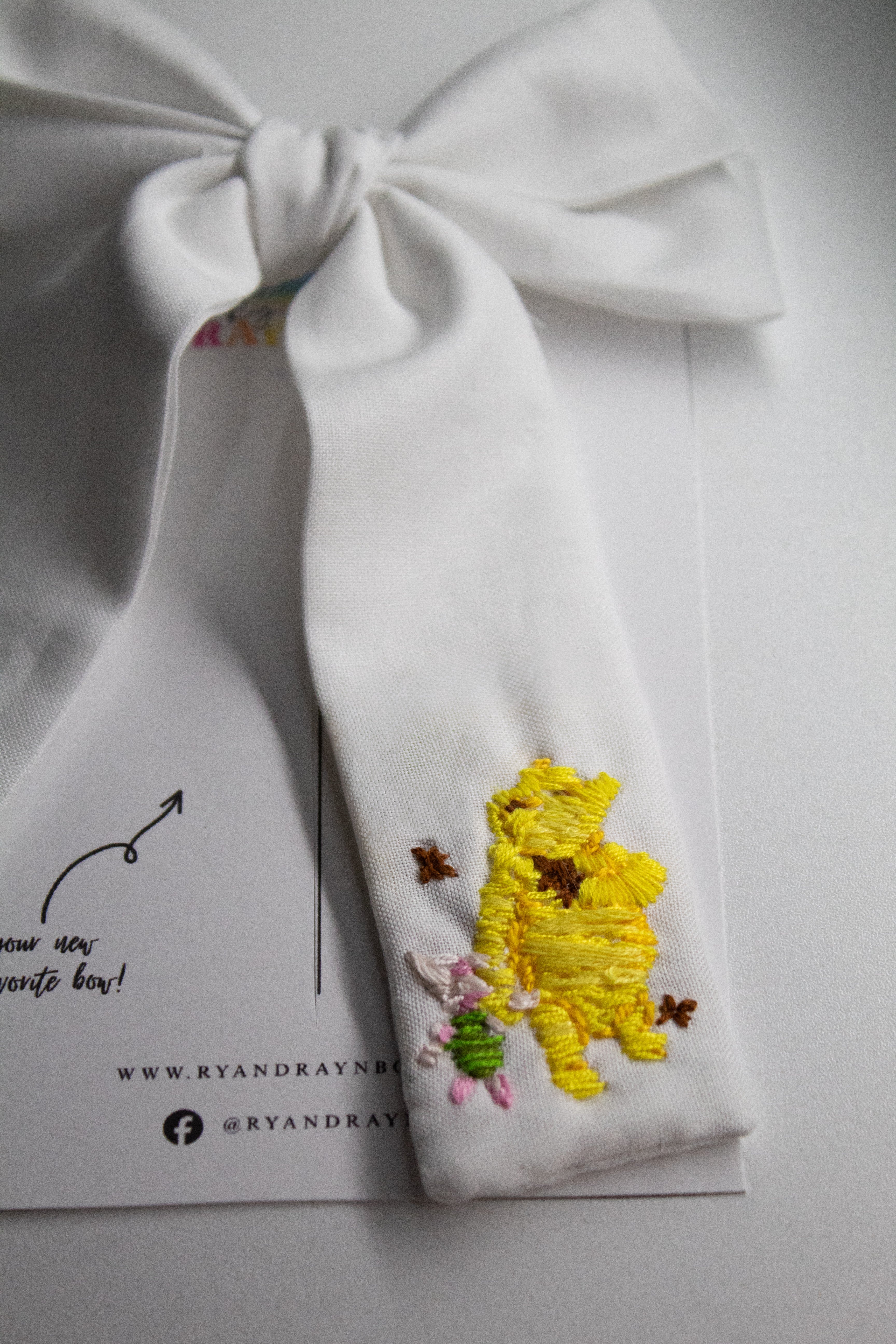 Autumn Pooh & Piglet Hand Embroidered : *New* Style & Short tails(see example)