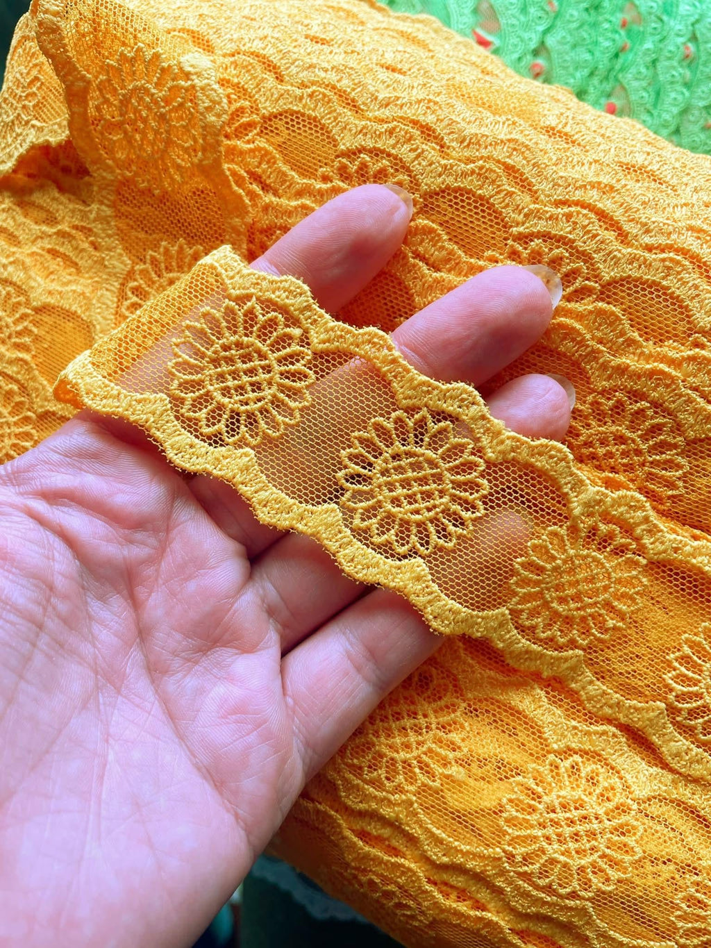 Lace Bows : Turkey & Sunflower (TAT 3-5 weeks)